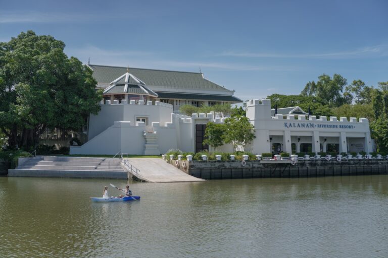 Front of Hotel with kayak